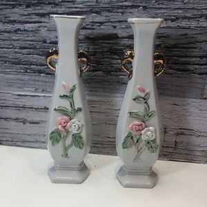 WHITE porcelain vases pink and white flowers 7.5’ x2